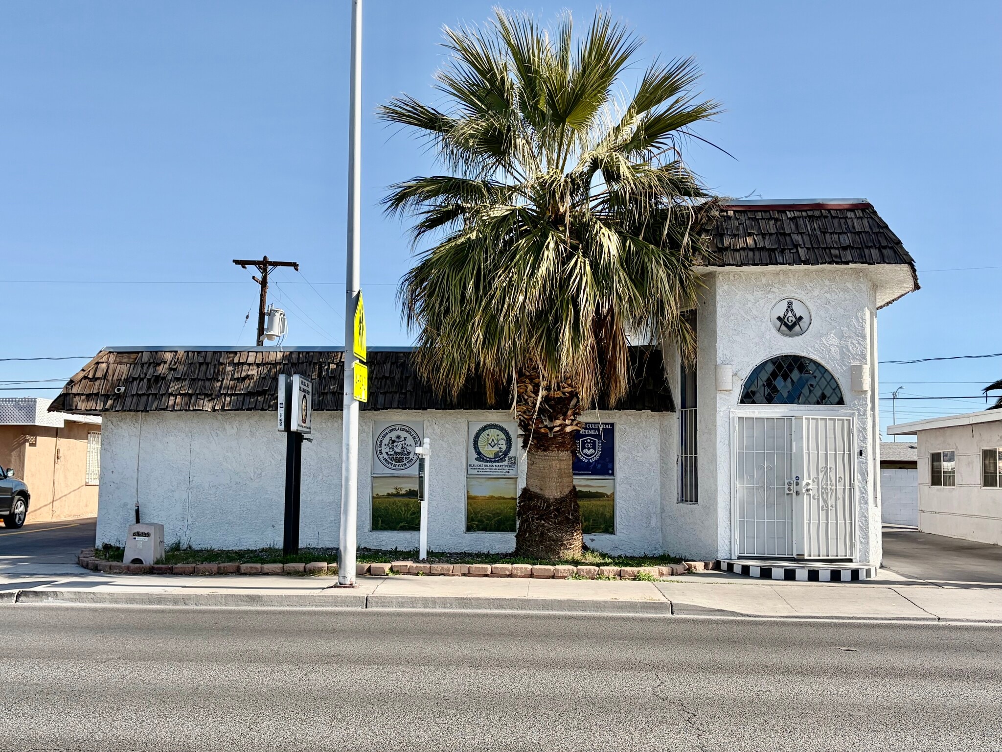 1401 S Eastern Ave, Las Vegas, NV à vendre Photo principale- Image 1 de 24