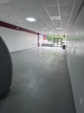 1103 Goffle Rd, Hawthorne, NJ for lease Interior Photo- Image 2 of 5