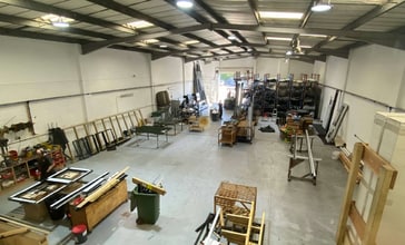 London Rd, Swanscombe for lease Interior Photo- Image 1 of 3