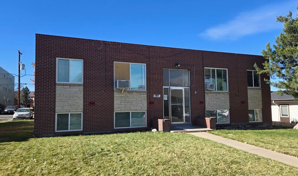 265 Laurel St, Broomfield, CO à vendre - Photo principale - Image 1 de 23