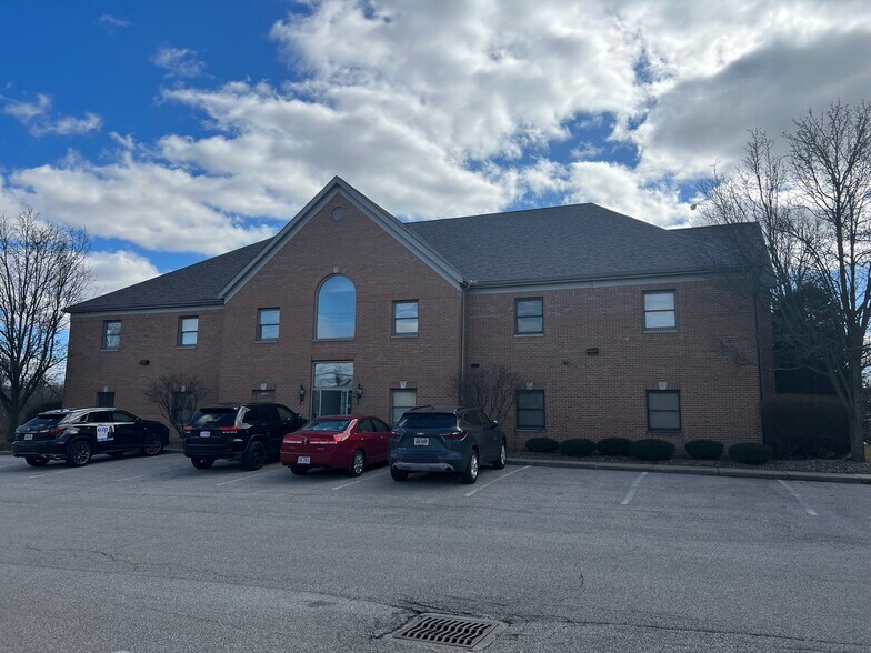 6715 Tippecanoe Rd, Canfield, OH à louer - Photo du bâtiment - Image 2 de 5