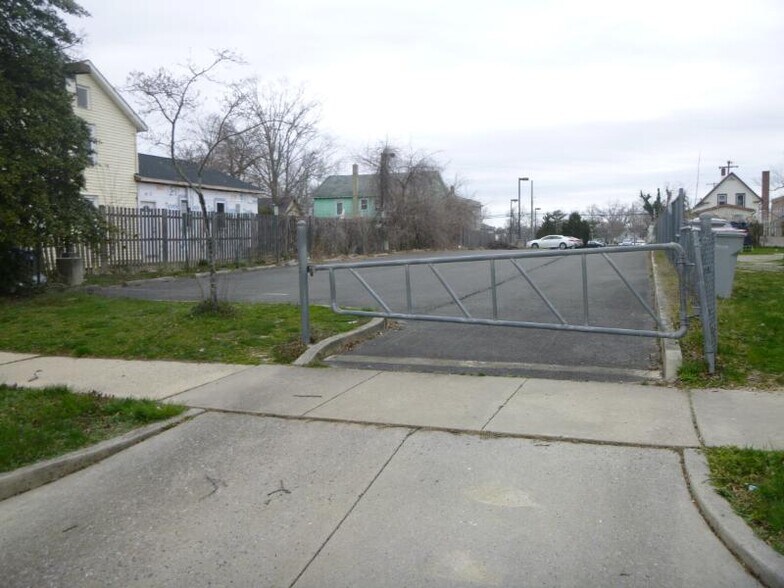 411 W. Elmer, Vineland, NJ à vendre - Photo du bâtiment - Image 2 de 4