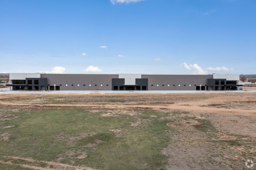 1130 Diamond Valley Dr, Windsor, CO for lease - Building Photo - Image 2 of 11