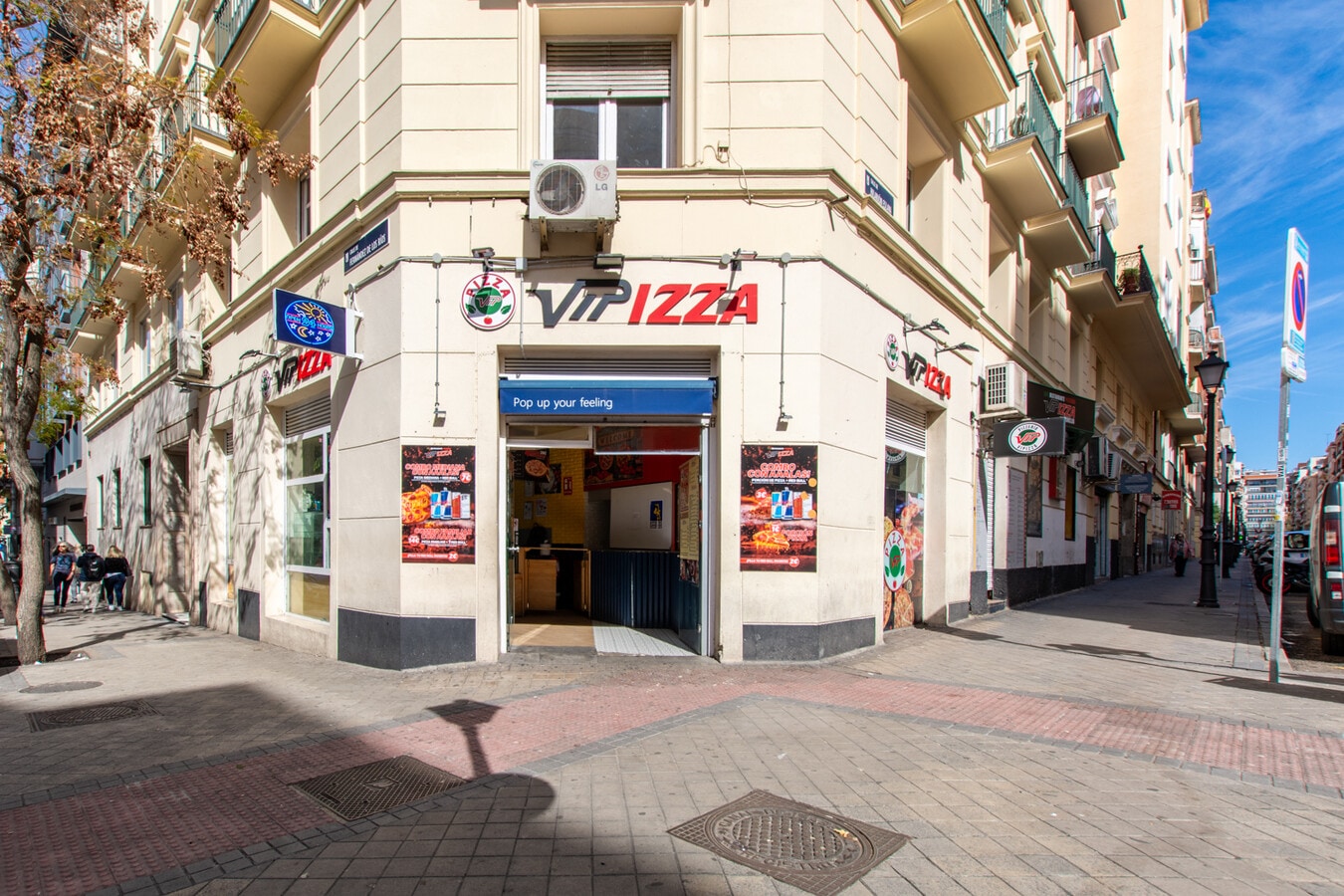 Madrid, MAD 28015 - Unit Dr - CN - - Interior Photo - Image 1 of 21