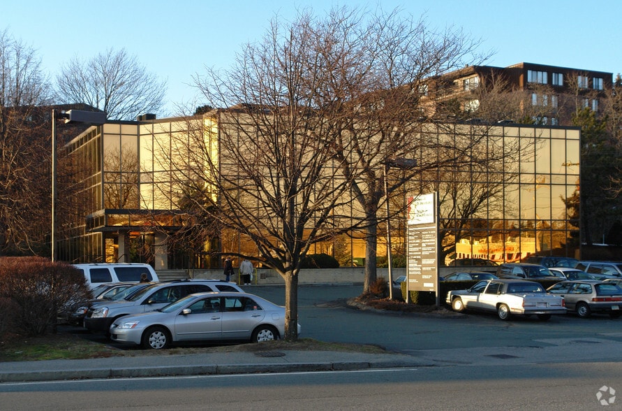 990 Paradise Rd, Swampscott, MA à louer - Photo principale - Image 2 de 9