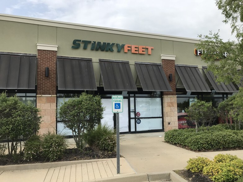 300 Ridge Way, Flowood, MS for lease - Building Photo - Image 2 of 7