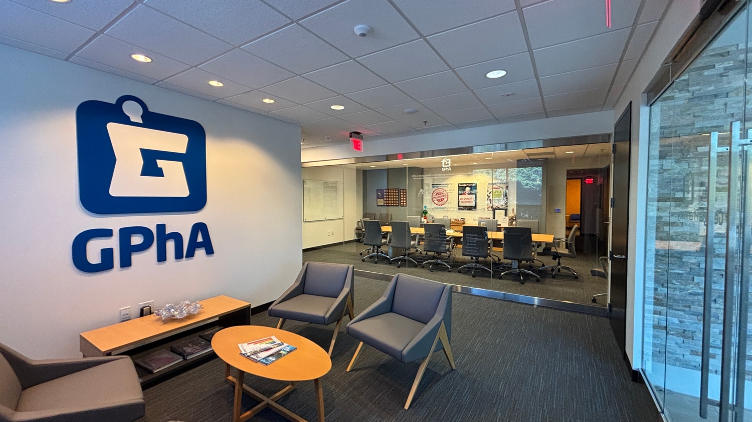 6065 Barfield Rd NE, Atlanta, GA for lease Interior Photo- Image 1 of 5