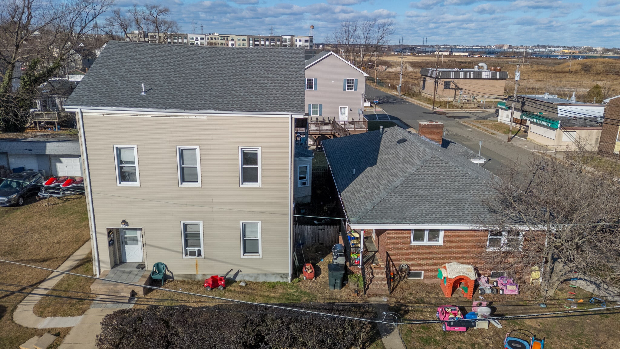 122 S Rosewell Ave, South Amboy, NJ for sale Primary Photo- Image 1 of 45