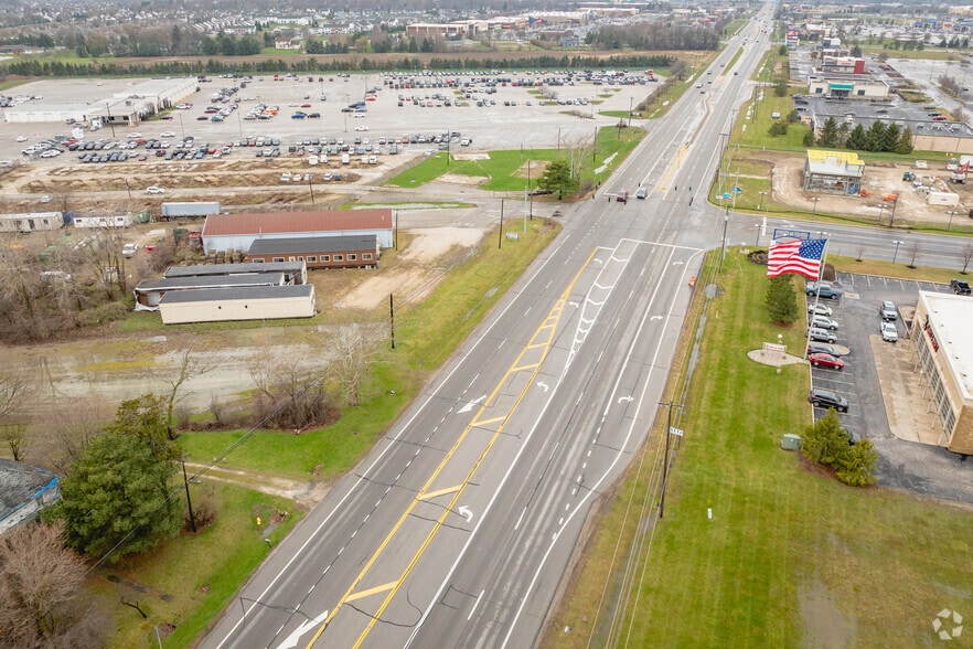 9633 Fremont Pike, Perrysburg, OH à vendre - Photo du bâtiment - Image 2 de 7