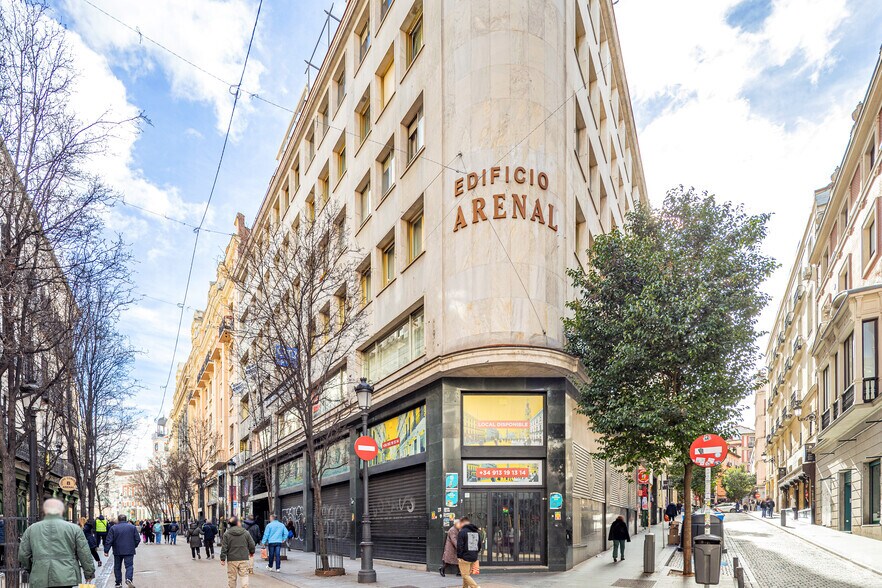 Calle del Arenal, 7, Madrid, Madrid à louer - Photo du bâtiment - Image 2 de 7