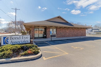 Plus de détails pour 725 S 14th St, Pekin, IL - Bureau à vendre