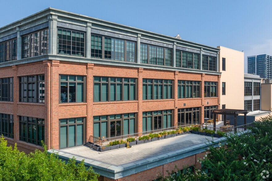 3017 Bolling Way NE, Atlanta, GA à louer - Photo du bâtiment - Image 3 de 36