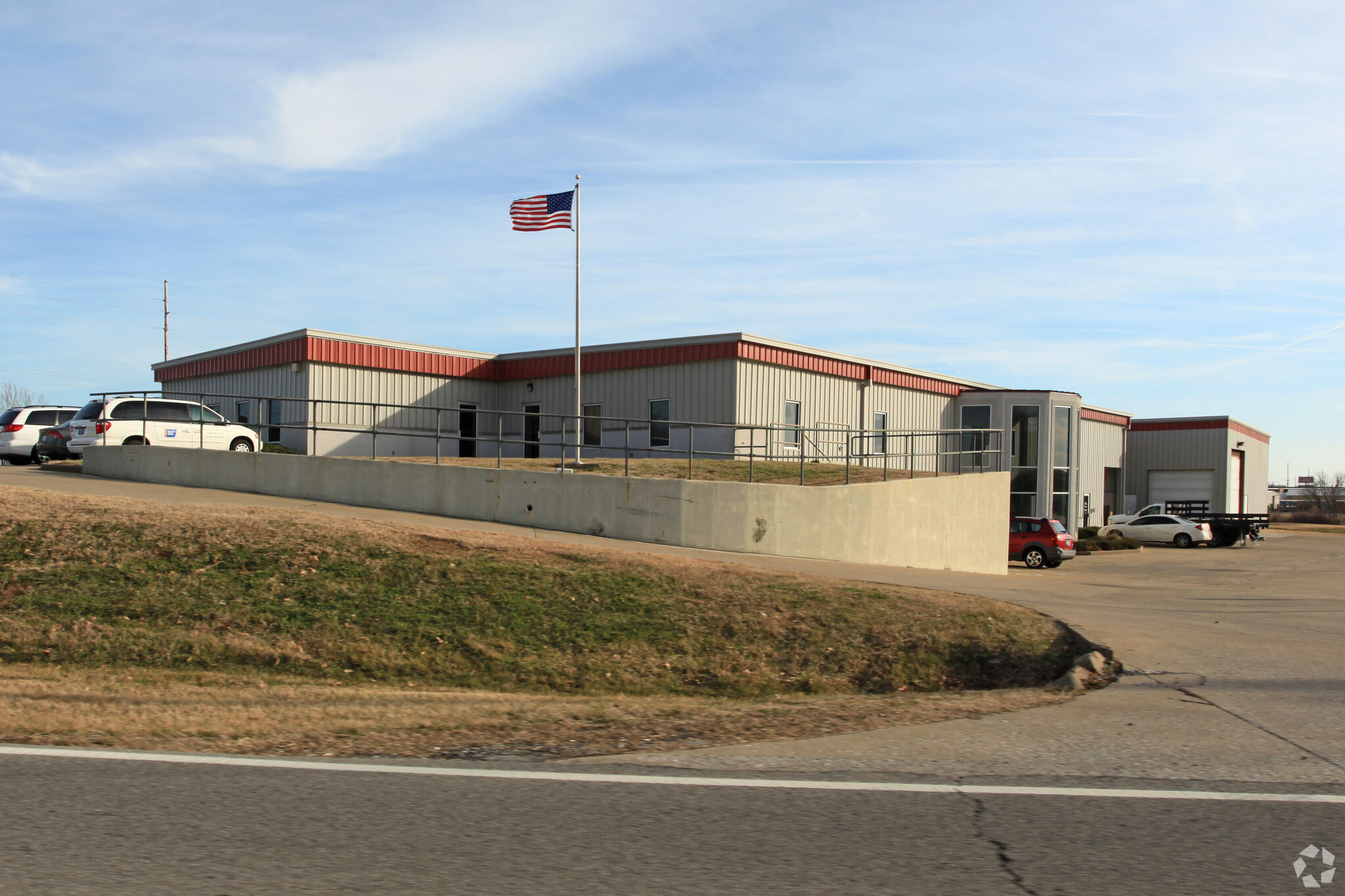 6301 Old Boonville Hwy, Evansville, IN for sale Primary Photo- Image 1 of 1