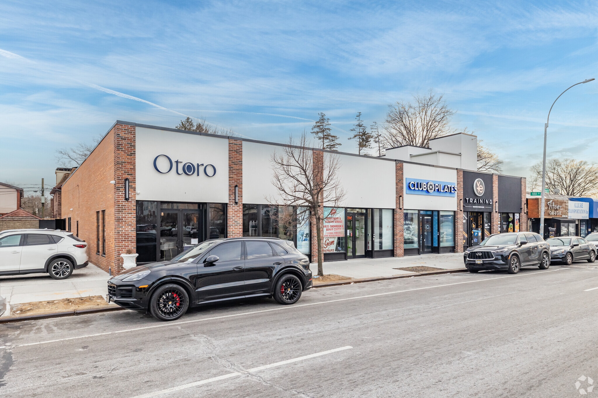 179-24-179-28 Union Tpke, Fresh Meadows, NY for lease Primary Photo- Image 1 of 10