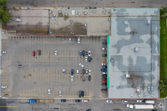 3211-3235 17 Av SE, Calgary, AB - Aérien  Vue de la carte - Image1