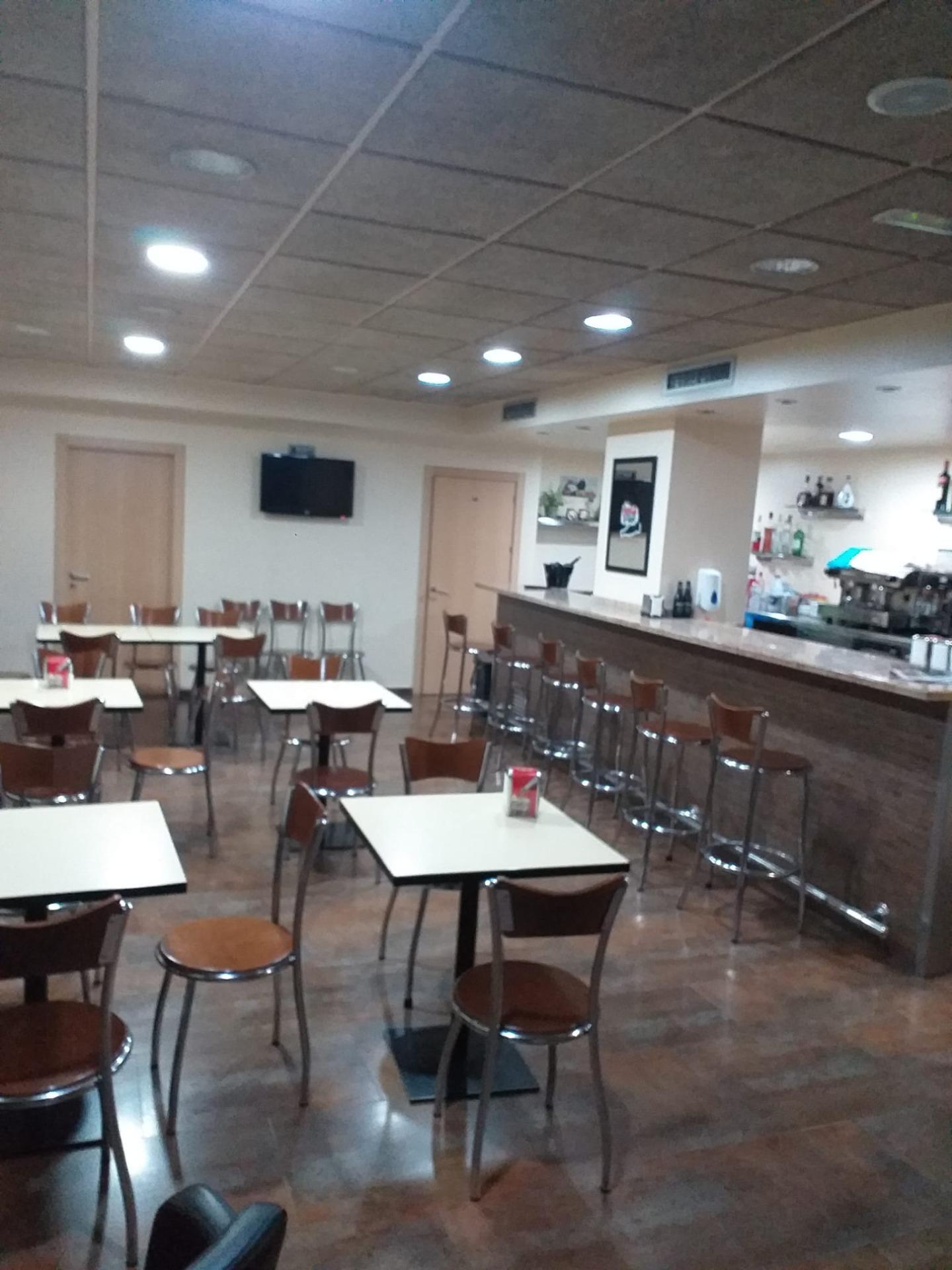 Commerce de détail dans Manresa, Barcelona à louer Photo intérieure- Image 1 de 4