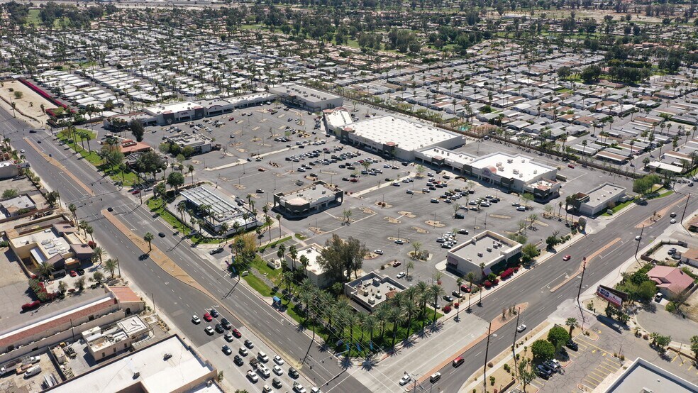 34001-34491 Date Palm Dr, Cathedral City, CA à louer - Photo du bâtiment - Image 2 de 12