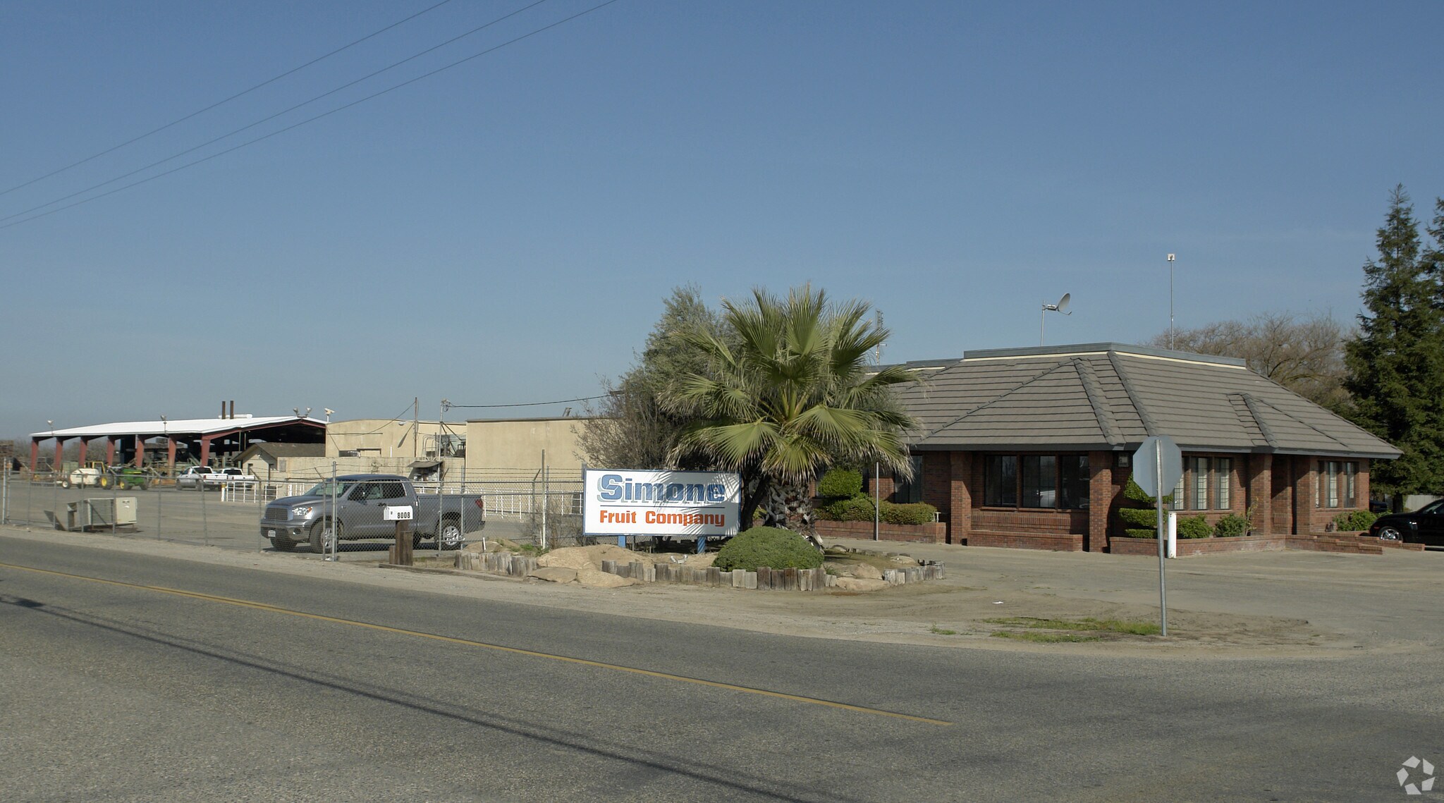 8008 W Shields Ave, Fresno, CA à vendre Photo principale- Image 1 de 48