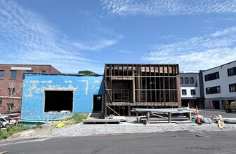 345 Main St, Norwich, CT for lease Interior Photo- Image 2 of 6