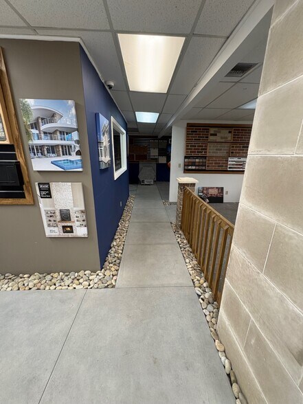 2862-2898 NW 79th Ave, Miami, FL à louer - Photo du bâtiment - Image 2 de 15