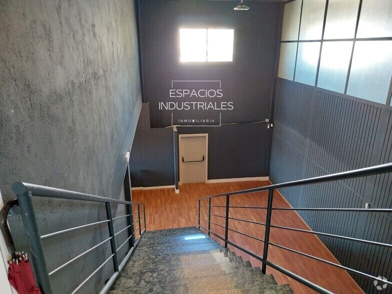 Industriel dans Ciempozuelos, Madrid à louer - Photo du bâtiment - Image 3 de 9