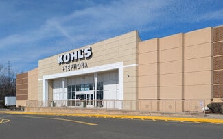 Plus de détails pour 100 Hawley Ln, Trumbull, CT - Bureau/Commerce de détail, Commerce de détail à louer