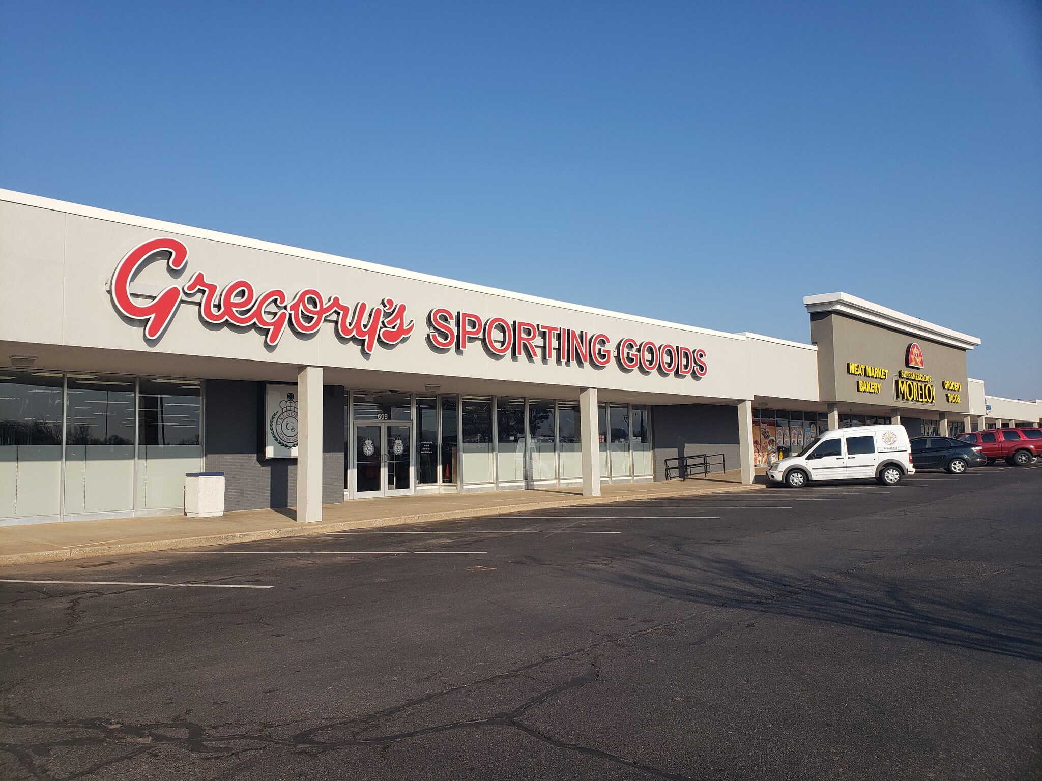 830-1009 N Moore Ave, Oklahoma City, OK for lease Building Photo- Image 1 of 5