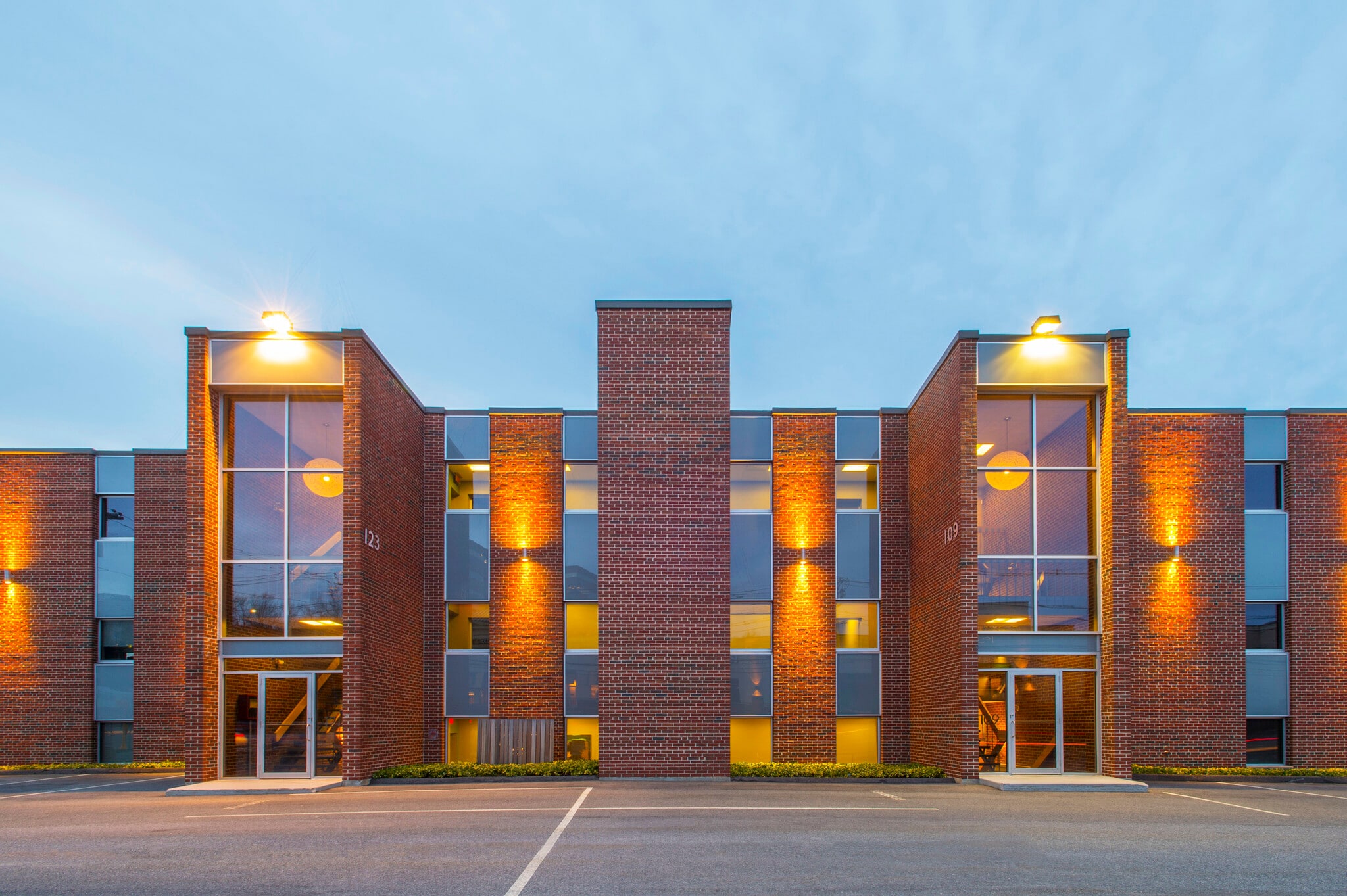 109-123 Highland Ave, Needham, MA for lease Primary Photo- Image 1 of 2