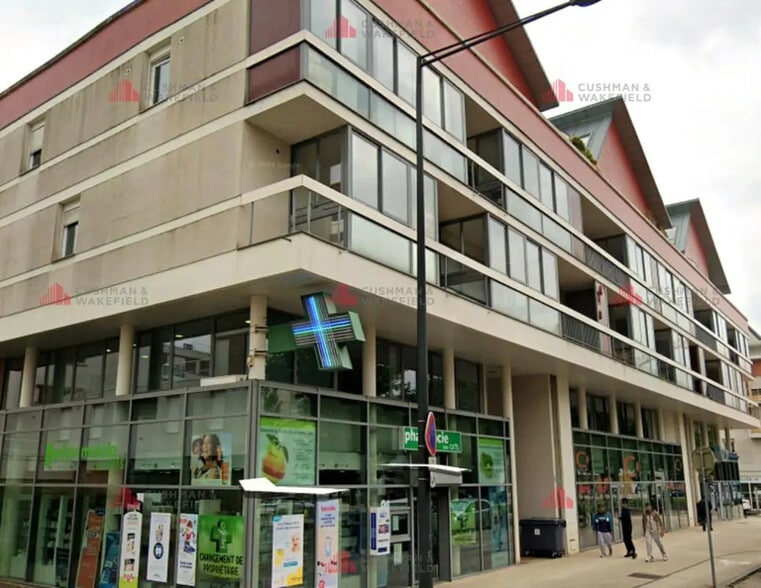 Office in Dijon for lease - Building Photo - Image 1 of 4