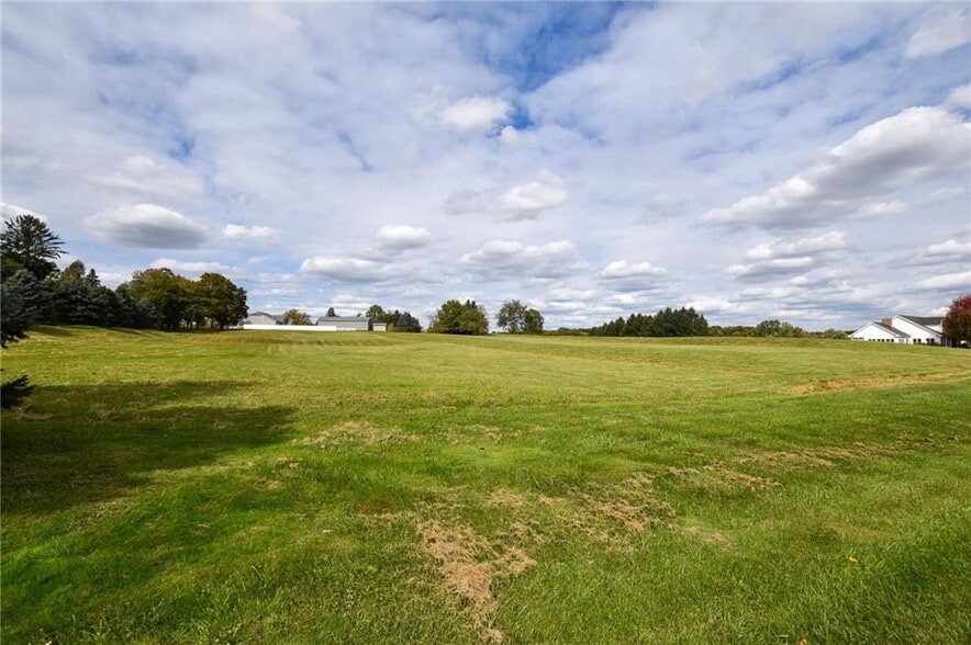 0 E of Freeport St, Saxonburg, 16056, Saxonburg, PA for lease - Building Photo - Image 2 of 27