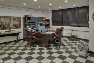 2 Aspen Pl, Passaic, NJ for lease Interior Photo- Image 1 of 6