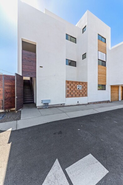 21 Lalo Way, Tucson, AZ à vendre - Photo du bâtiment - Image 3 de 39