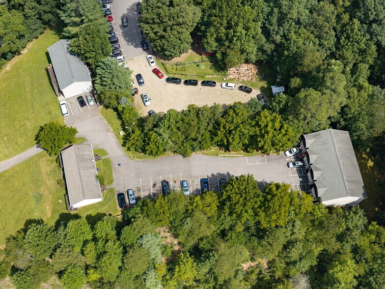 222 T F Kirkpatrick Way, Candler, NC à vendre - Aérien - Image 1 de 19