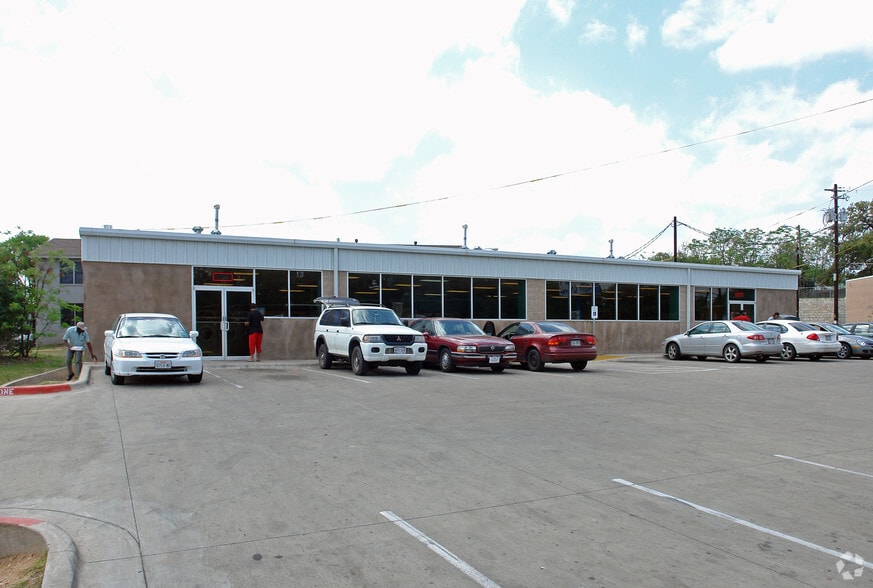 1188 Airport Blvd, Austin, TX for sale - Building Photo - Image 2 of 2