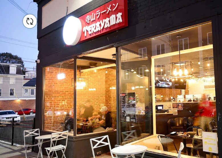 434 Howe Ave, Shelton, CT à louer - Photo principale - Image 1 de 2