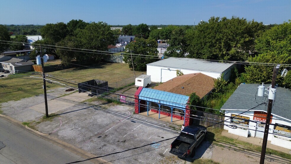 3231 Haltom Rd, Haltom City, TX à vendre - Photo du bâtiment - Image 2 de 6