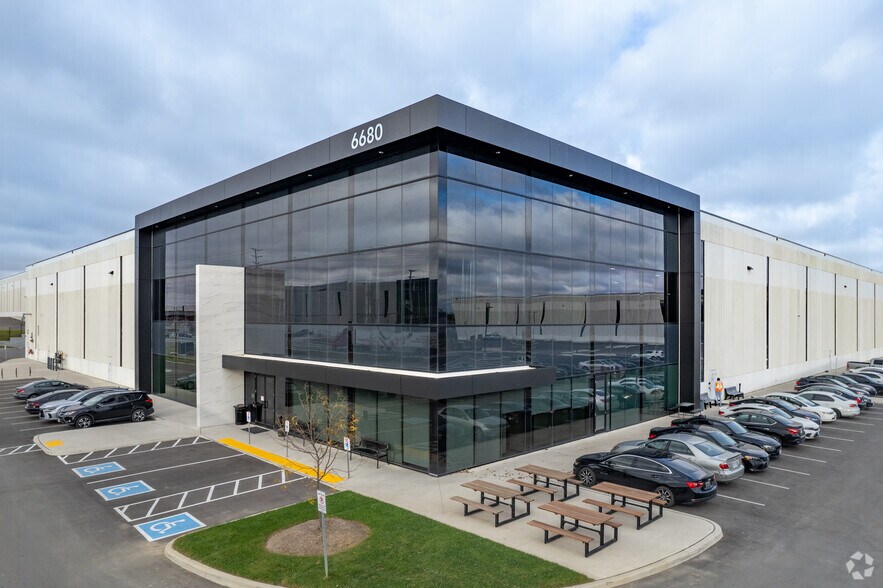 6680 Langstaff, Vaughan, ON for sale - Primary Photo - Image 1 of 1