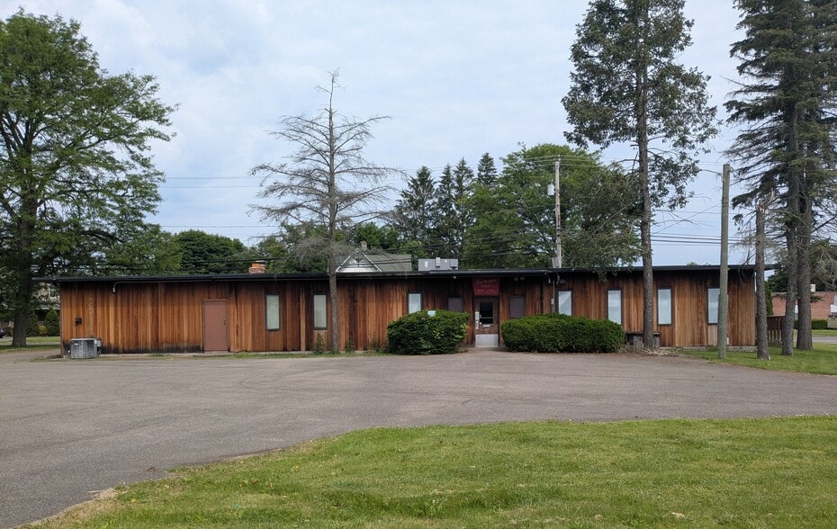 219 1/2 Tompkins St, Cortland, NY for sale - Building Photo - Image 2 of 26