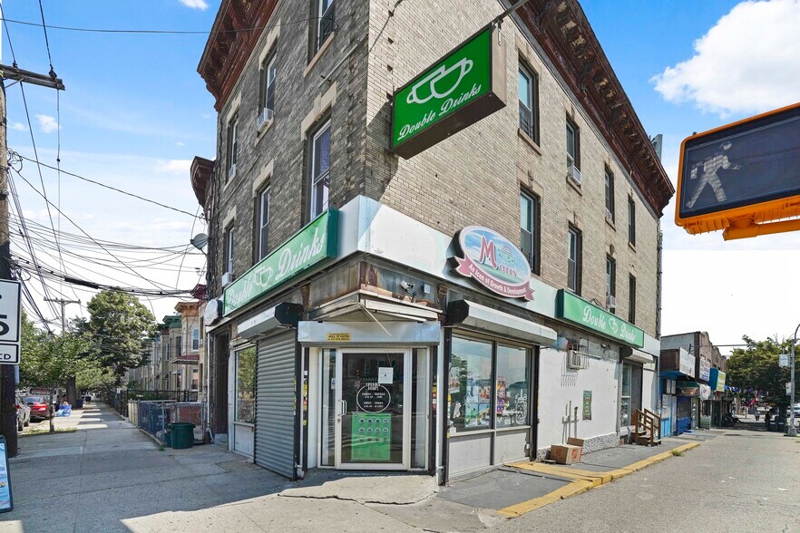 167 Forbell St, Brooklyn, NY à louer - Photo du bâtiment - Image 3 de 25