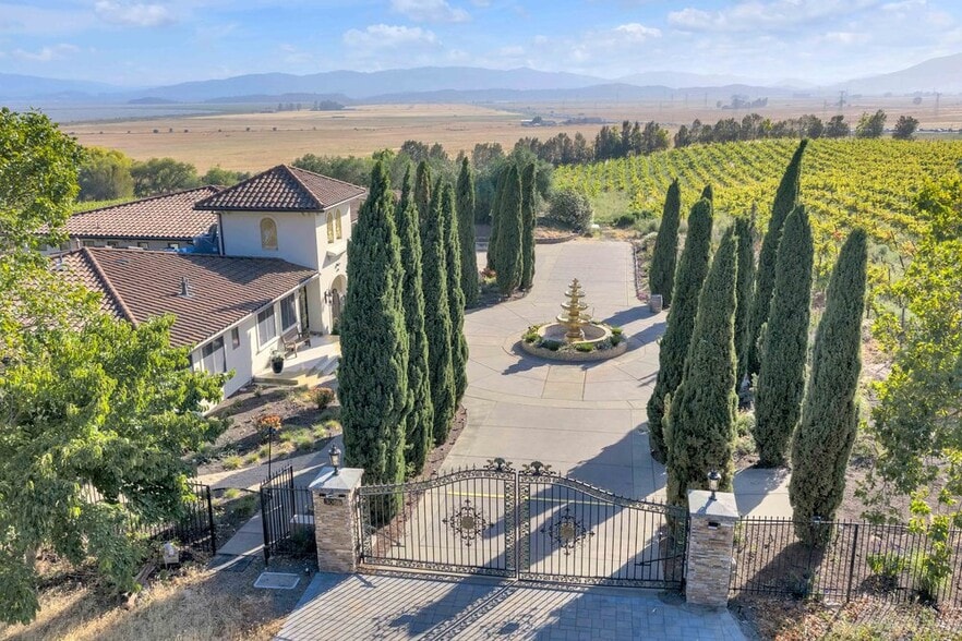 3001 Sears Point Rd, Sonoma, CA for sale - Building Photo - Image 2 of 56