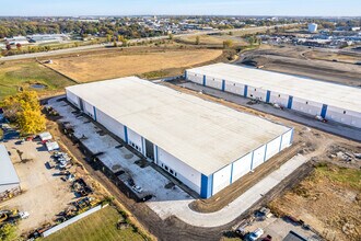 900 E Broadway Ave, Des Moines, IA - AERIAL  map view - Image1