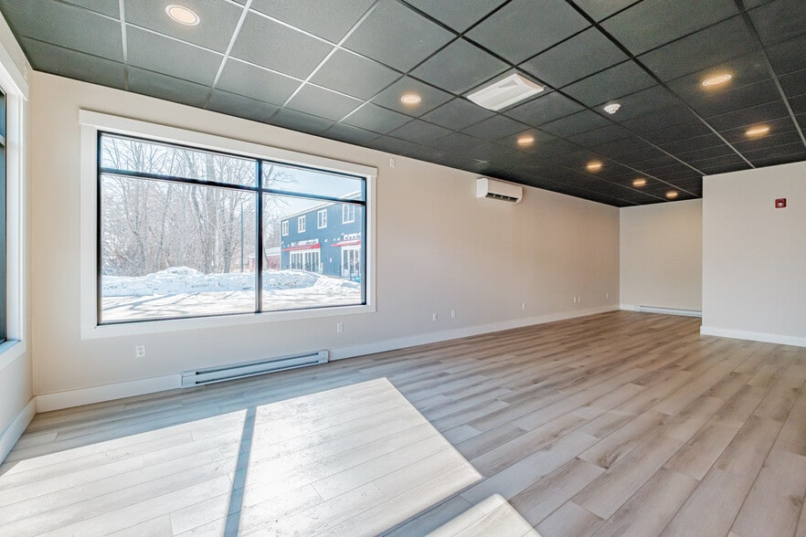261-263 Main St, Bridgton, ME for lease - Building Photo - Image 3 of 10