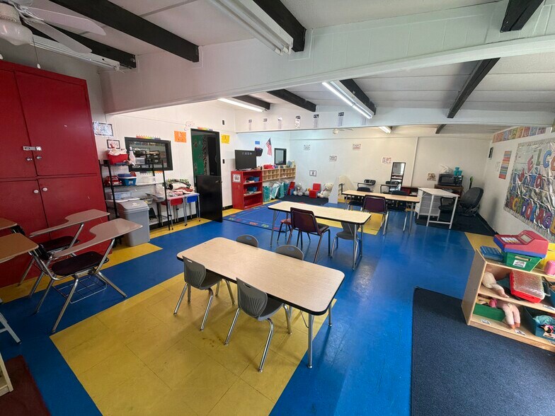 1816 Hinson Loop Rd, Little Rock, AR à vendre - Photo du bâtiment - Image 2 de 35