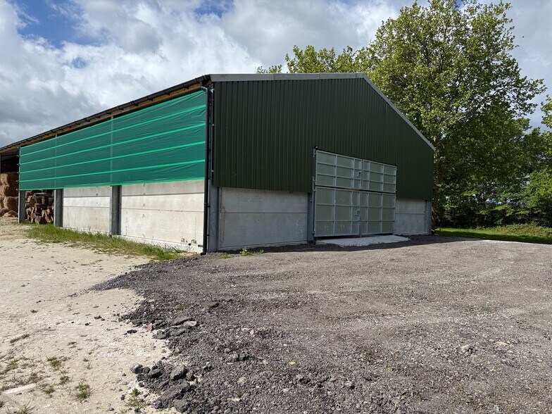 Cox Green Lane, Rudgwick, Rudgwick à louer - Photo du bâtiment - Image 1 de 6