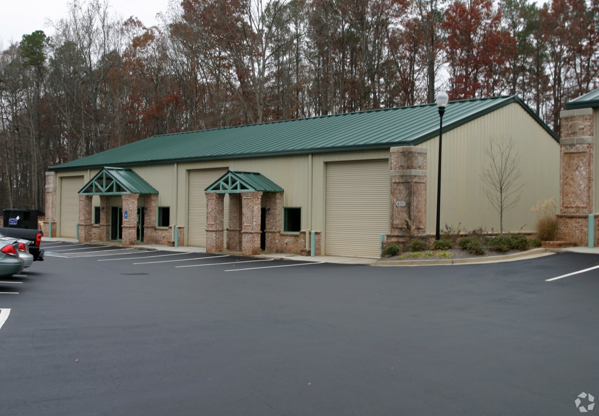 875 Gettysburg Trl, Kennesaw, GA for lease Primary Photo- Image 1 of 2
