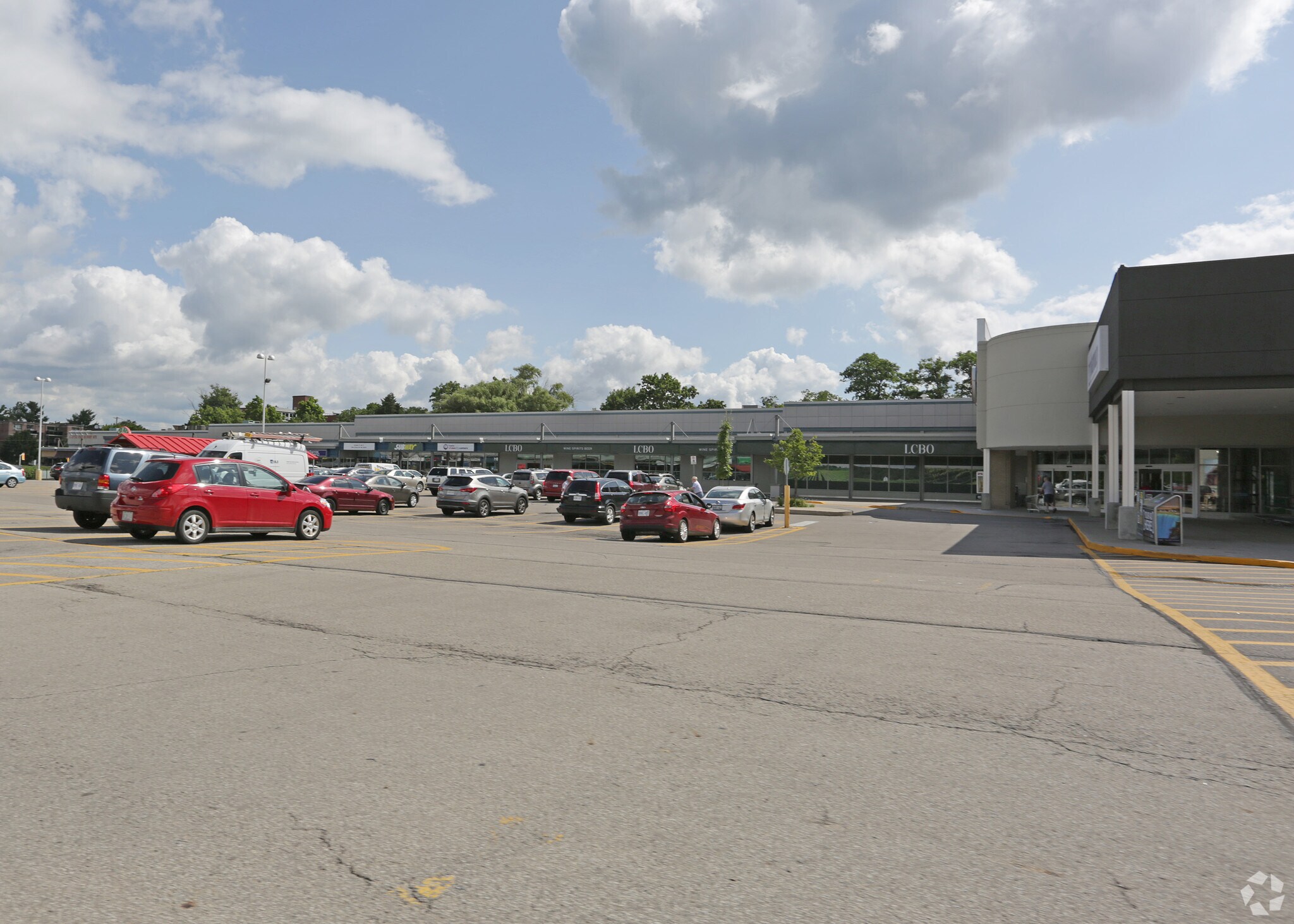 119 Osler Dr, Hamilton, ON for sale Primary Photo- Image 1 of 1