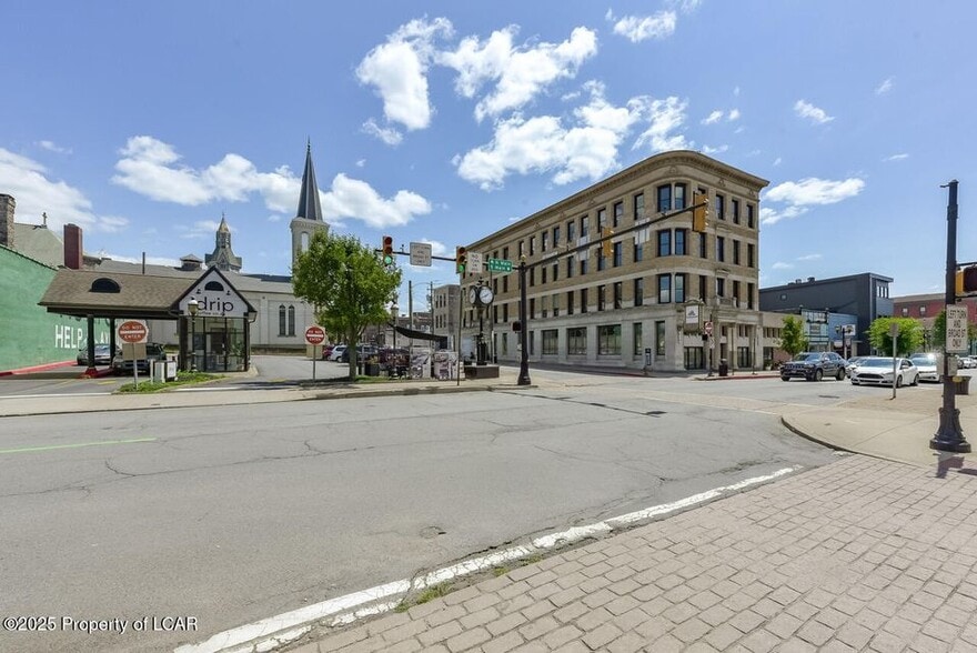 2 S Main St, Pittston, PA for lease - Building Photo - Image 2 of 25