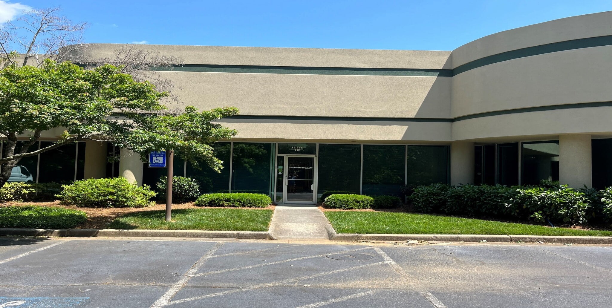 975 Cobb Place Blvd NW, Kennesaw, GA for lease Building Photo- Image 1 of 11