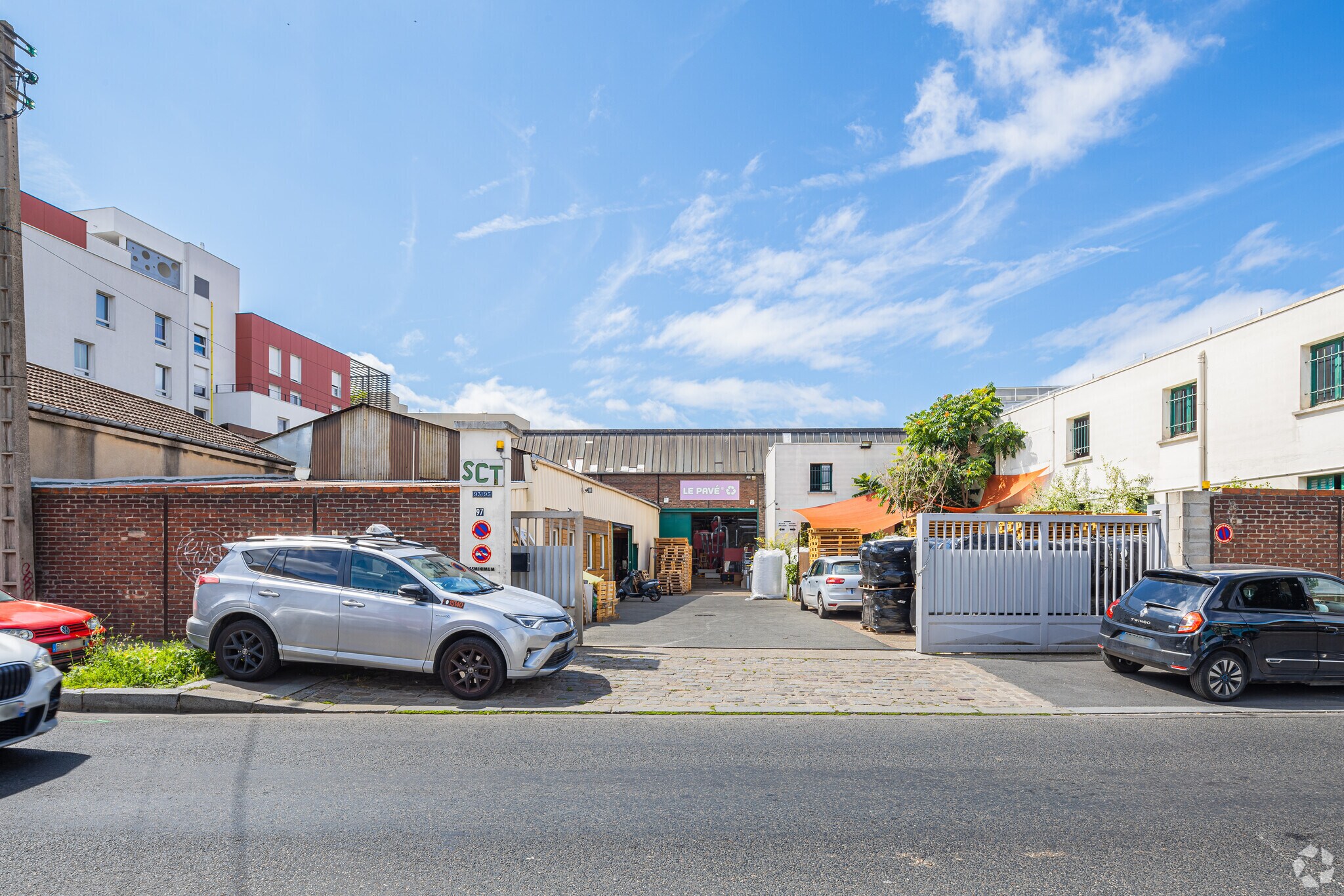 91-97 Rue Du Port, Aubervilliers for lease Primary Photo- Image 1 of 10