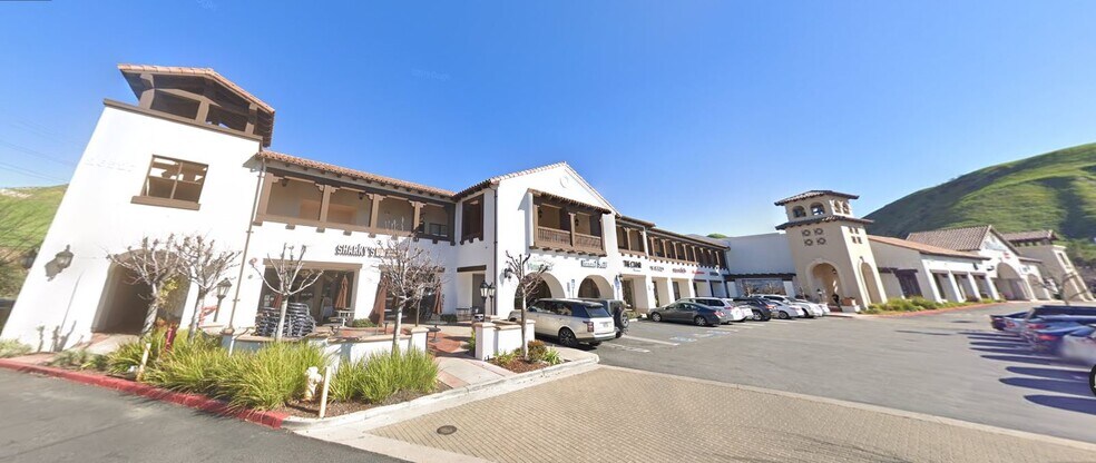 26521 Agoura Rd, Calabasas, CA à louer - Photo du bâtiment - Image 2 de 9